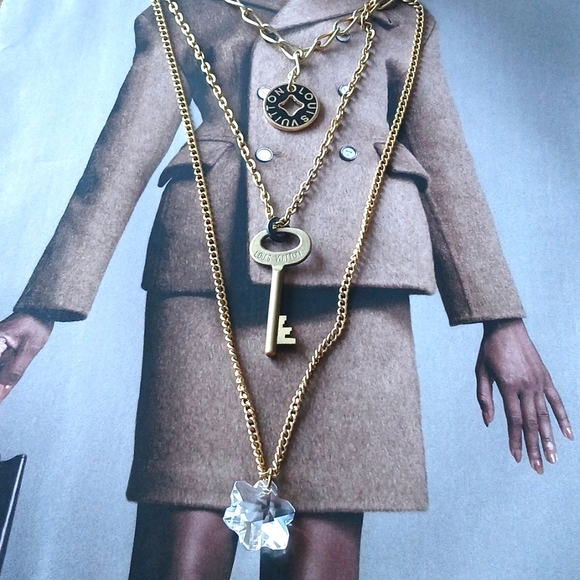 Vintage LV Key 3 Layered Necklace - Picture 2 of 7